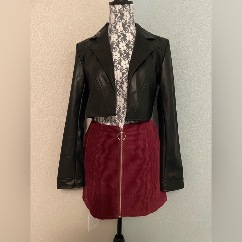 Forever 21 faux leather cropped jacket